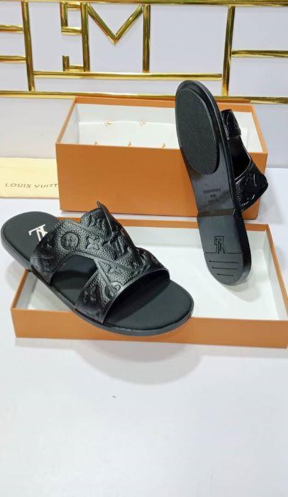 Louis Vuitton Slippers
