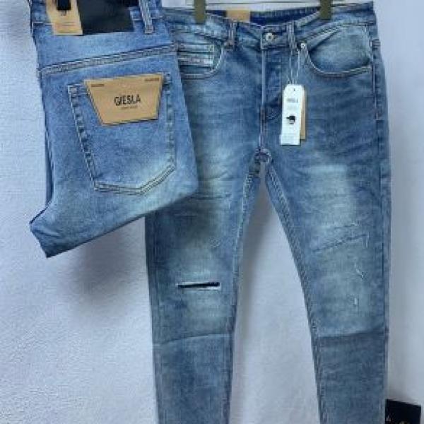 Trendy Slightly Ripped Denim